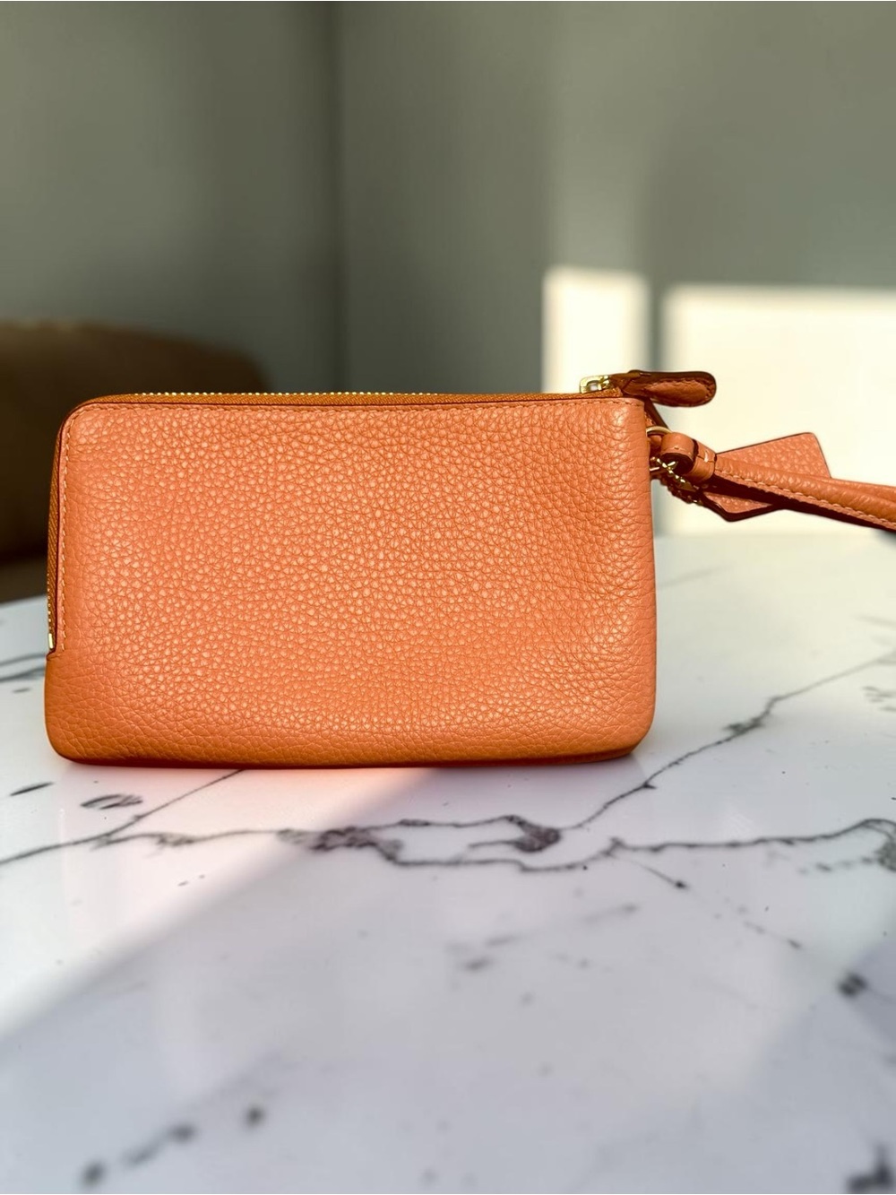 Coach Coral Pebbled Leather Wristlet Wallet Zip Pouch Designer Wristlet Clutch - Picture 6 of 7